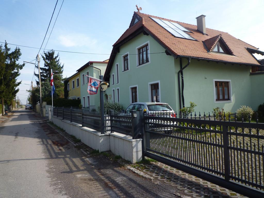 Gartenpension Prosl Vienna Exterior photo
